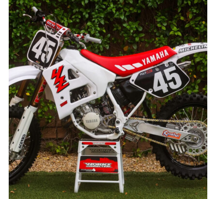 Pulp MX project 1990 YZ125 equipped with VForce4R